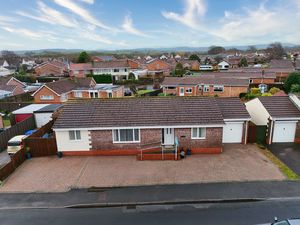 Aerial View - Front- click for photo gallery